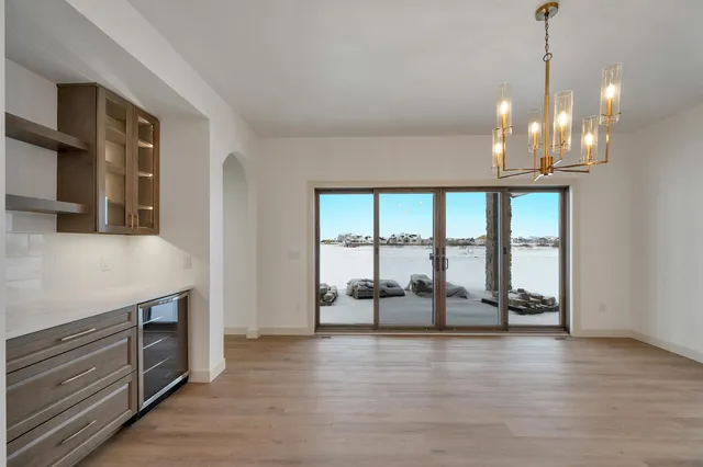 $799,900 | 110 Beckerae Court, Wrightstown, WI 54180