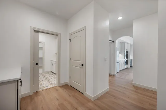 $799,900 | 110 Beckerae Court, Wrightstown, WI 54180