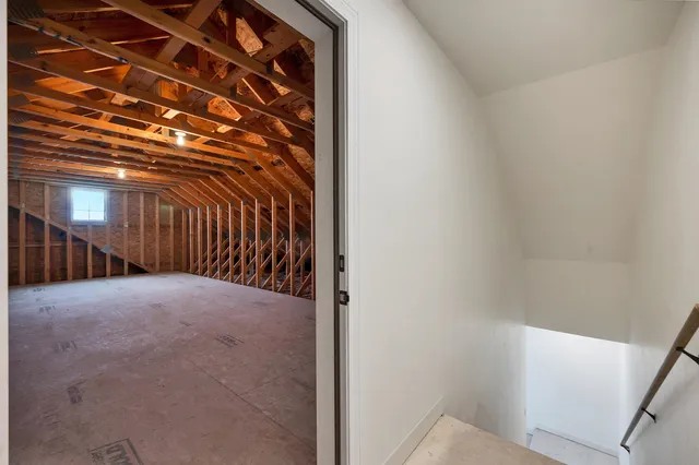 $799,900 | 110 Beckerae Court, Wrightstown, WI 54180