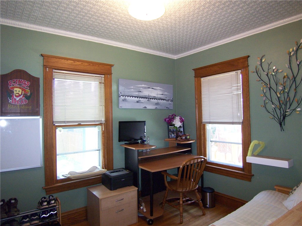 75 Stewart Street Rochester, NY 14620 - Photo 13 of 31