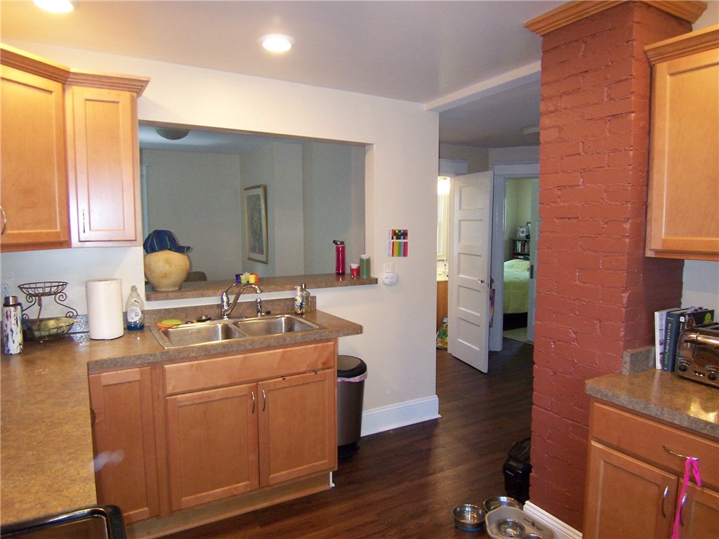 75 Stewart Street Rochester, NY 14620 - Photo 18 of 31