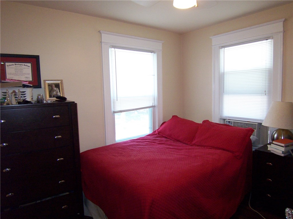 75 Stewart Street Rochester, NY 14620 - Photo 23 of 31