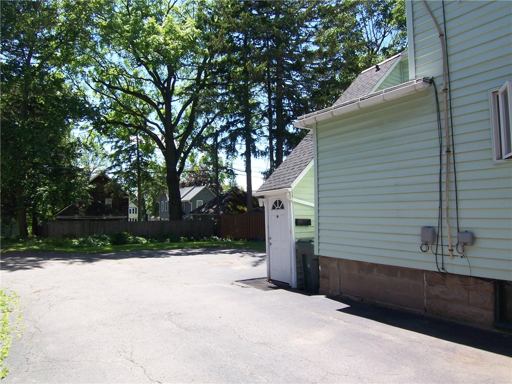 75 Stewart Street Rochester, NY 14620 - Photo 30 of 31