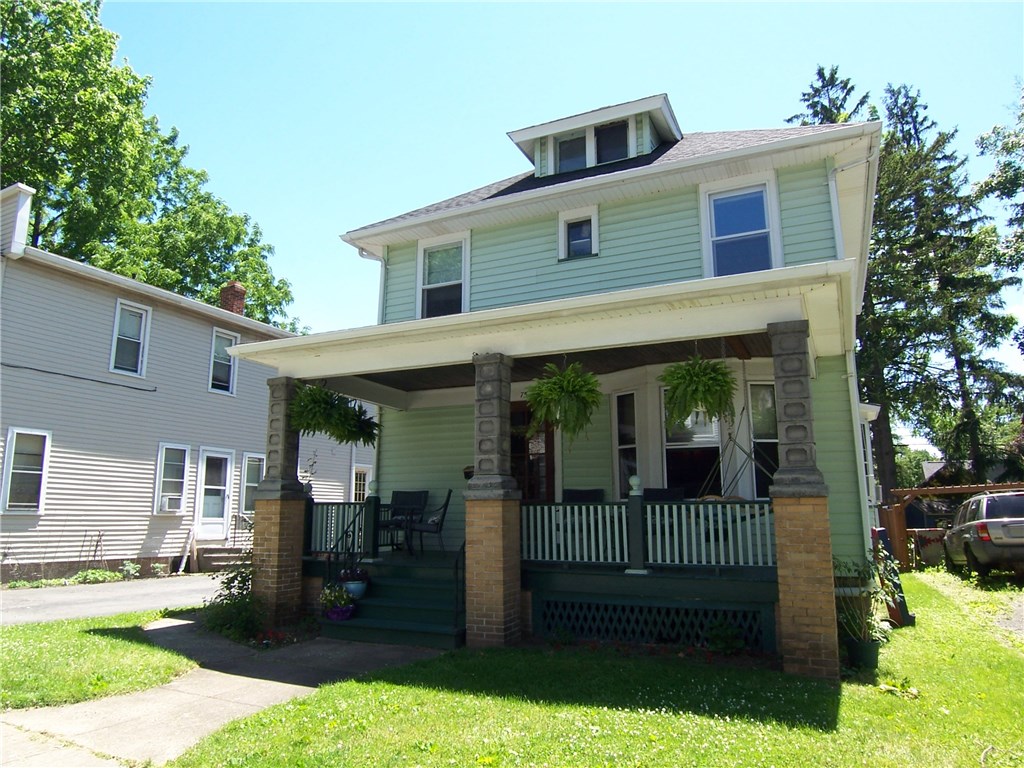 75 Stewart Street Rochester, NY 14620 - Photo 3 of 31