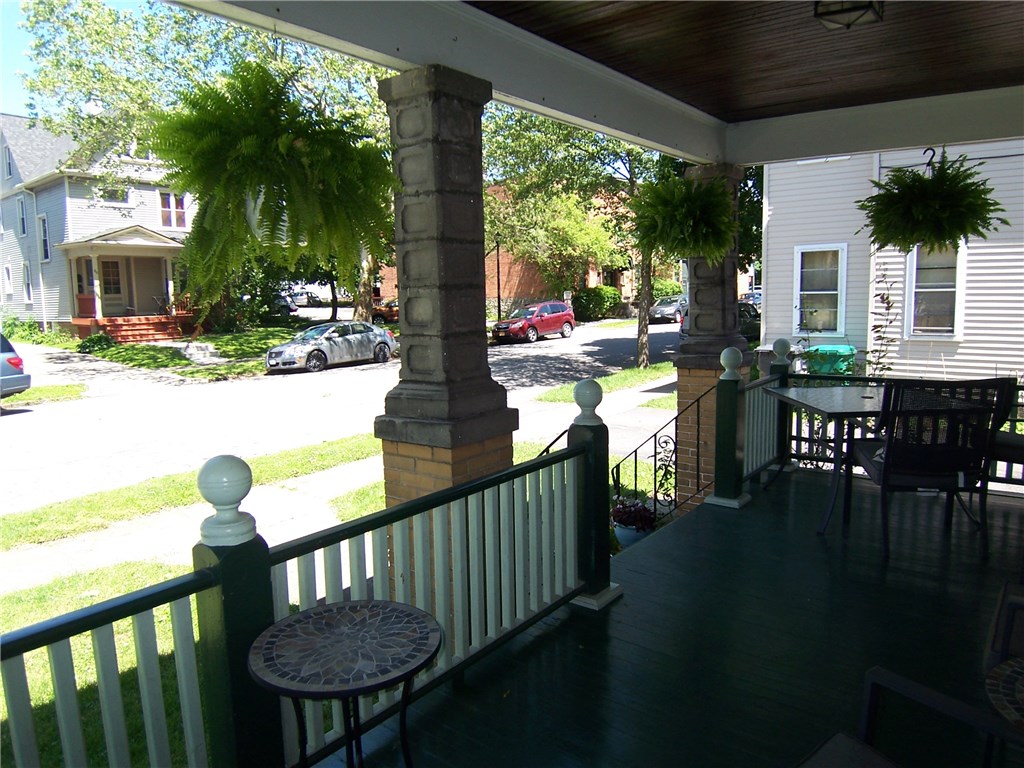 75 Stewart Street Rochester, NY 14620 - Photo 5 of 31