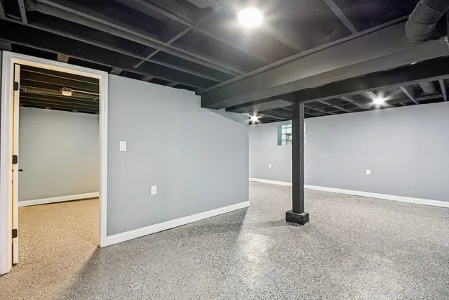 $250,000 | 8536 South Maryland Avenue, Chicago, IL 60619