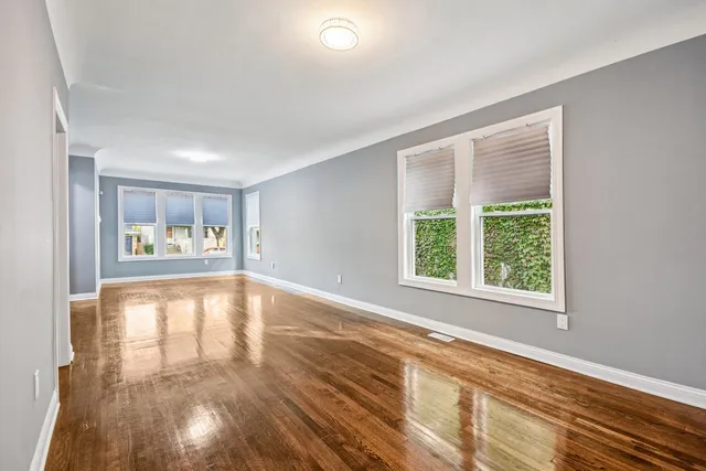 $250,000 | 8536 South Maryland Avenue, Chicago, IL 60619