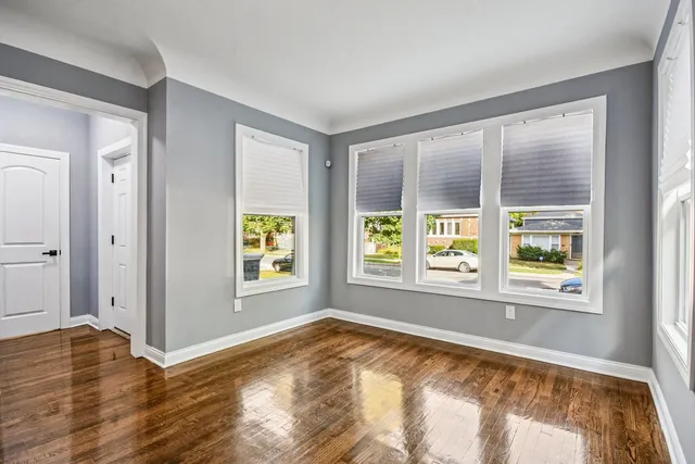 $250,000 | 8536 South Maryland Avenue, Chicago, IL 60619