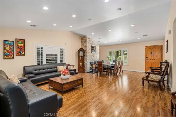 $1,500,000 | 7305 Verdugo Crestline Drive, Tujunga, CA 91042