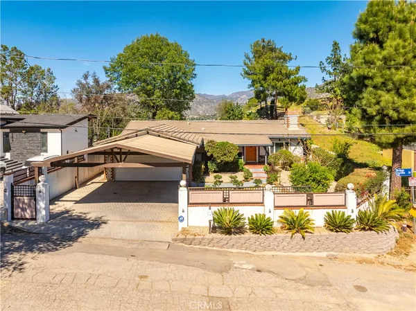 $1,500,000 | 7305 Verdugo Crestline Drive, Tujunga, CA 91042