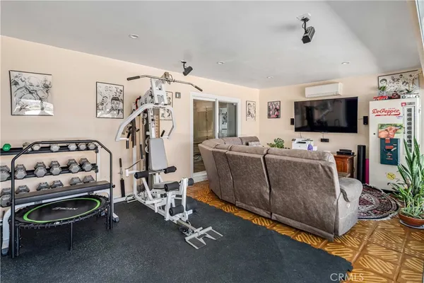 $1,500,000 | 7305 Verdugo Crestline Drive, Tujunga, CA 91042