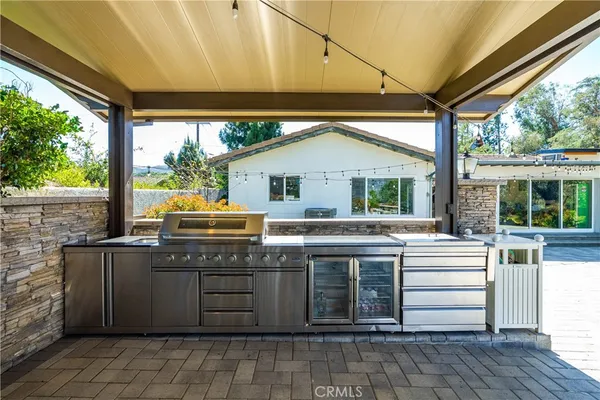 $1,500,000 | 7305 Verdugo Crestline Drive, Tujunga, CA 91042