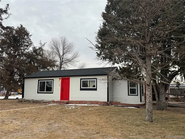 $325,000 | 118 Dye Street, Roggen, CO 80652