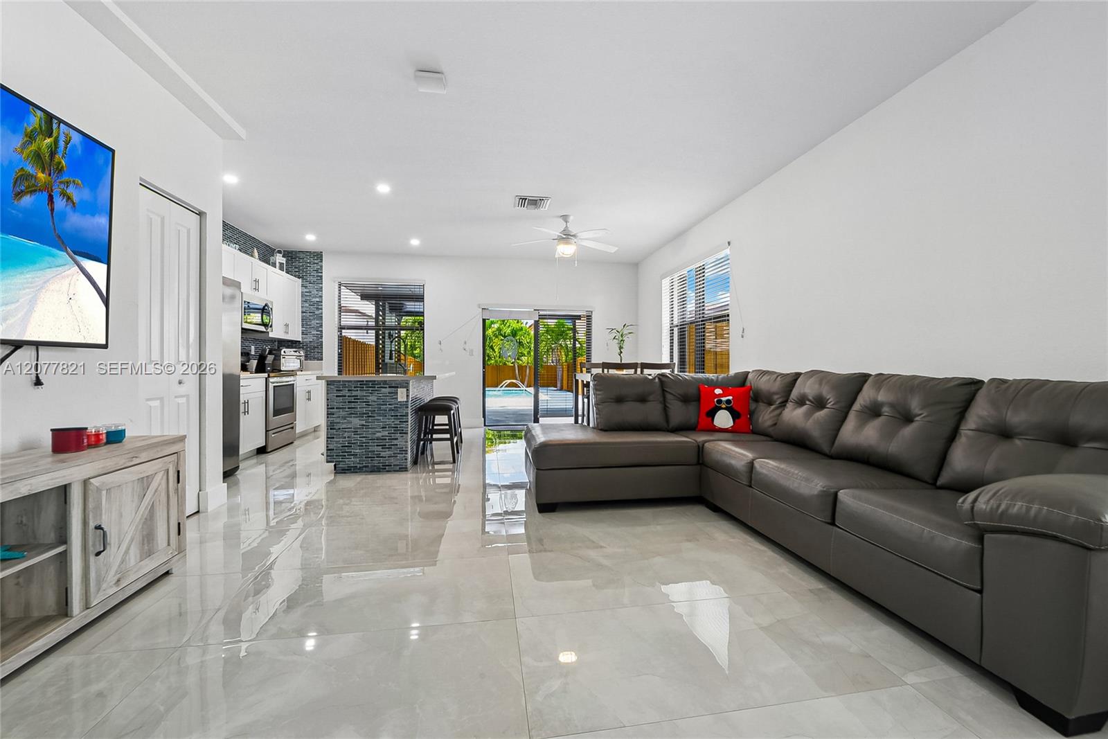 24980 Southwest 107th Court Homestead, FL 33032 - Photo 4 of 14 Gallery Image 4