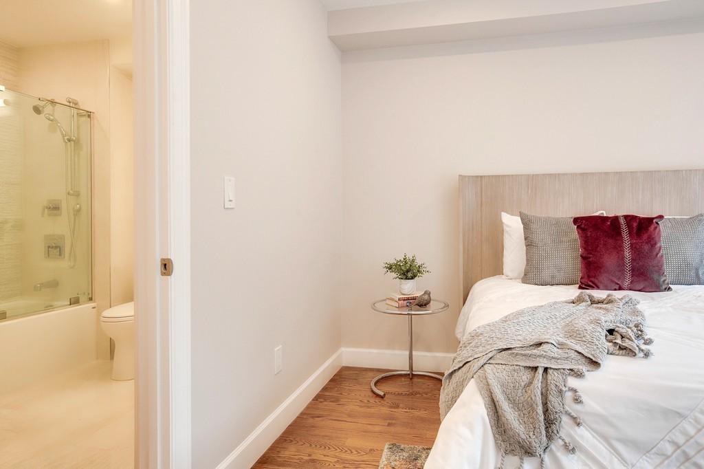 274-276 Sumner Street, Unit 1 Boston, MA 02128 - Photo 10 of 25