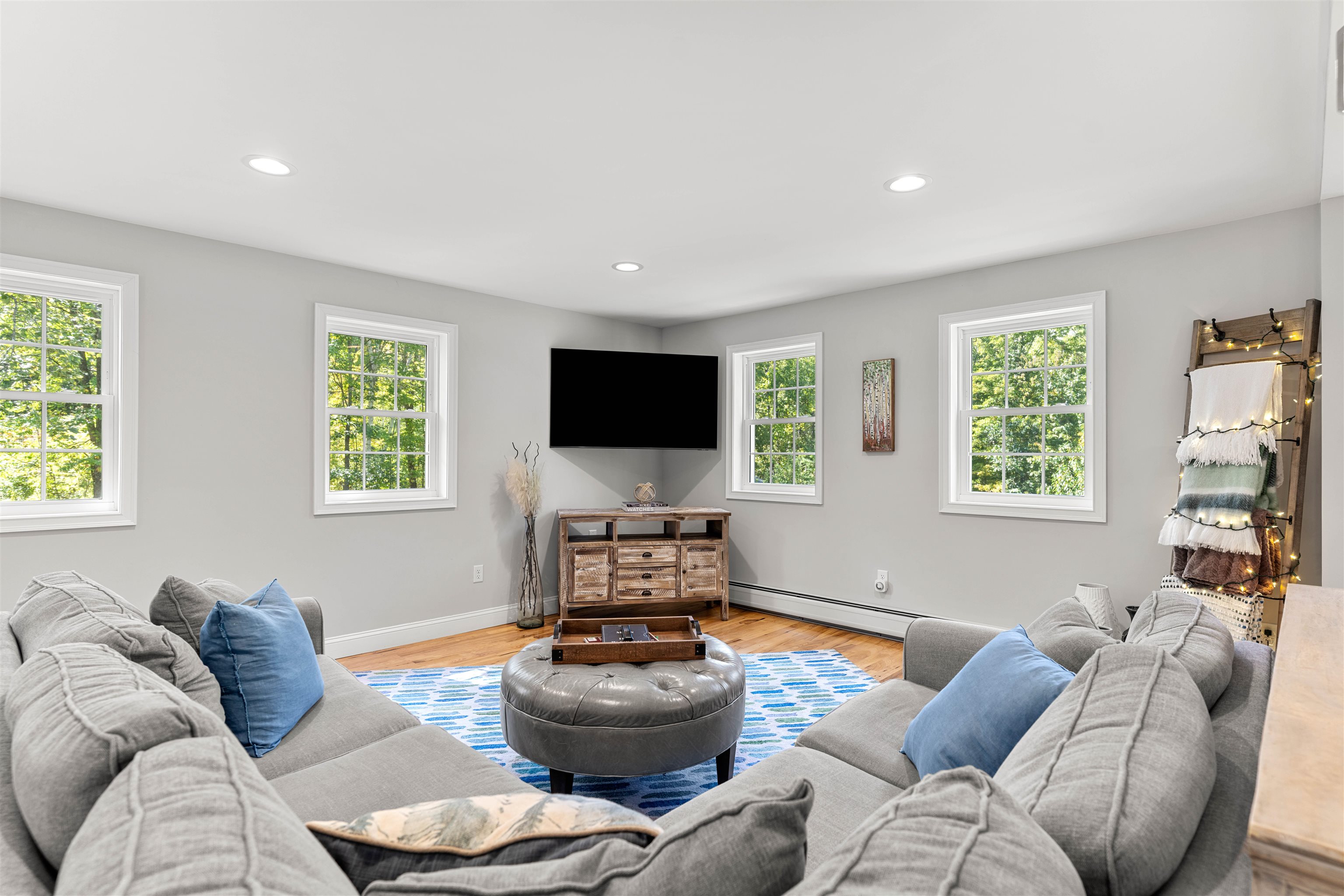 90 West Parish Road Concord, NH 03303 - Photo 8 of 38