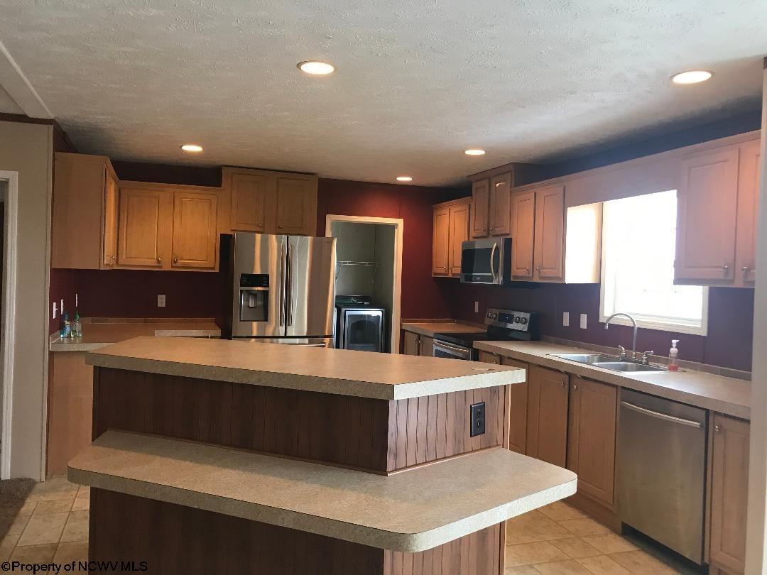 254 Windy Ridge Lane Albright, WV 26519 - Photo 8 of 17 Gallery Image 8