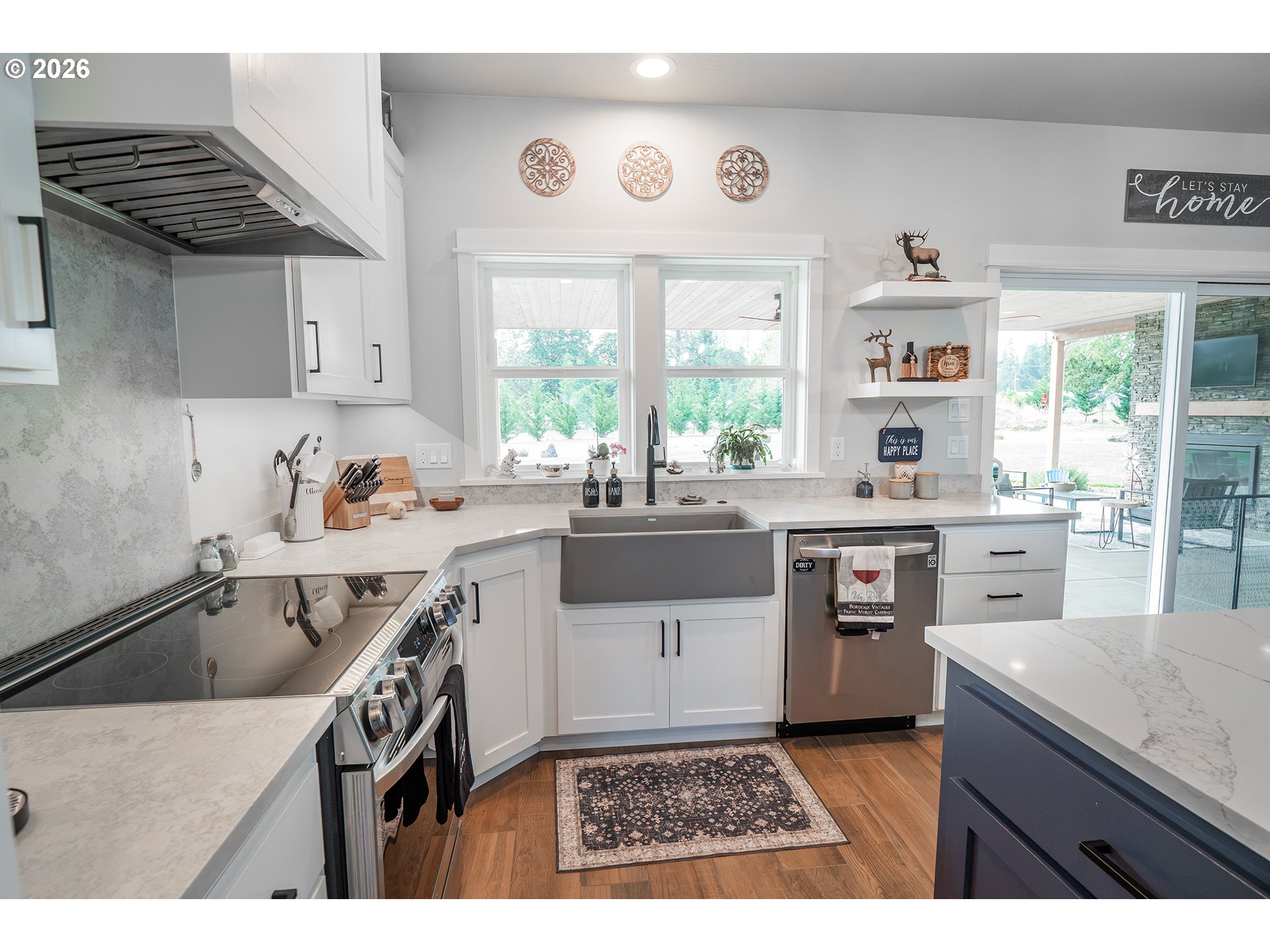 24883 Suttle Road Elmira, OR 97437 - Photo 17 of 44 Kitchen