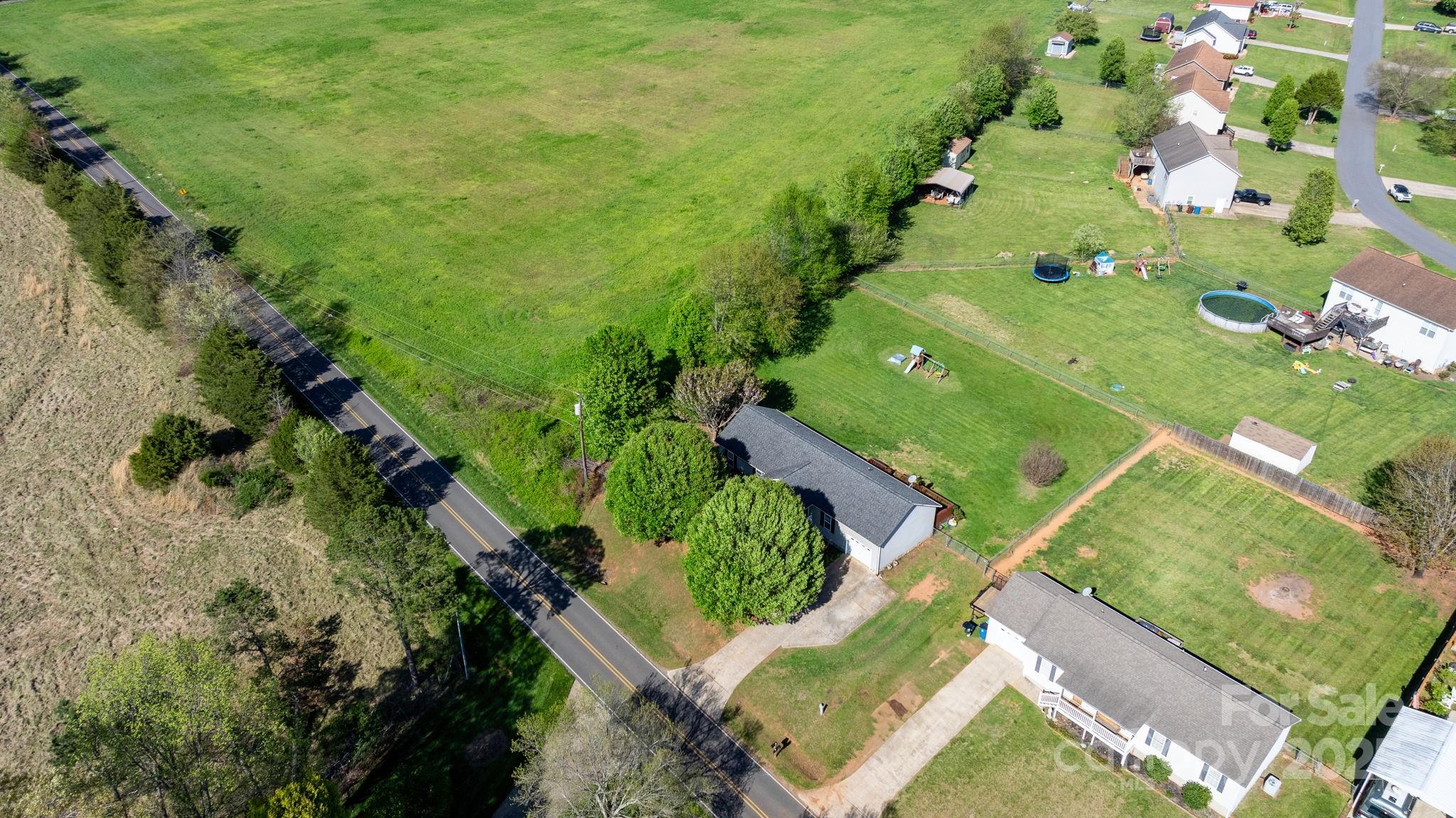 5184 Swinging Bridge Road Conover, NC 28613 - Photo 32 of 38