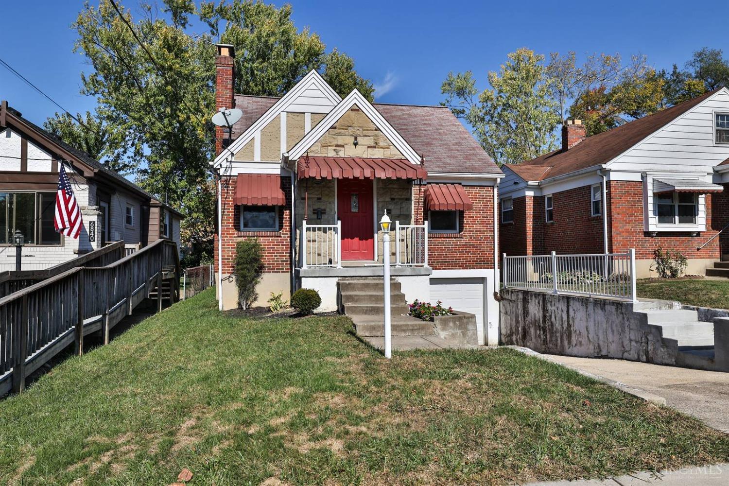 6842 Roe Street Cincinnati, OH 45227 - Photo 2 of 32 Gallery Image 2