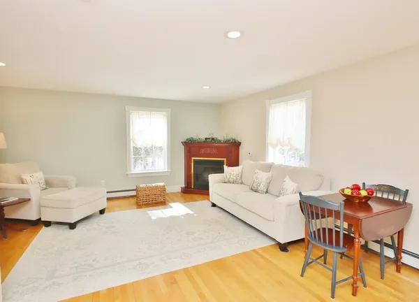 $609,900 | 74 Town Farm Road, Hampden, ME 04444