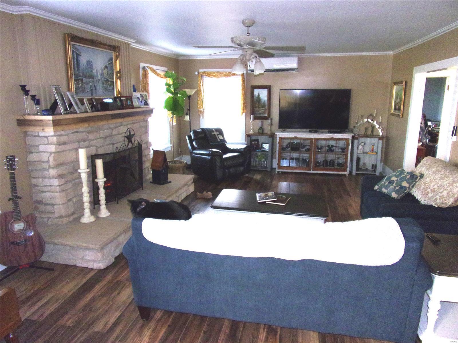 3472 Tonti Road Salem, IL 62881 - Photo 3 of 20