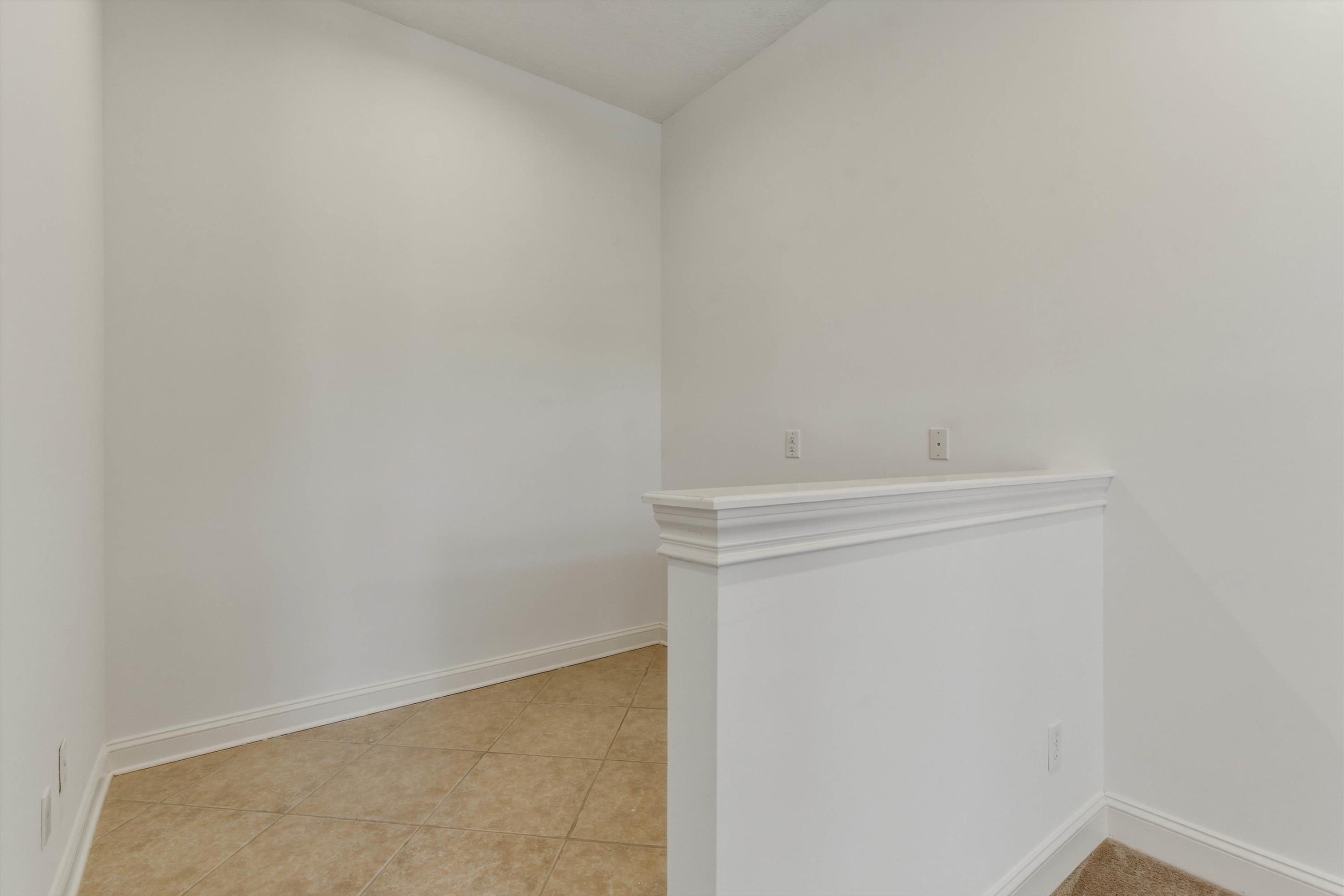 654 South Loop Parkway St. Augustine, FL 32095 - Photo 30 of 76 a view of small space