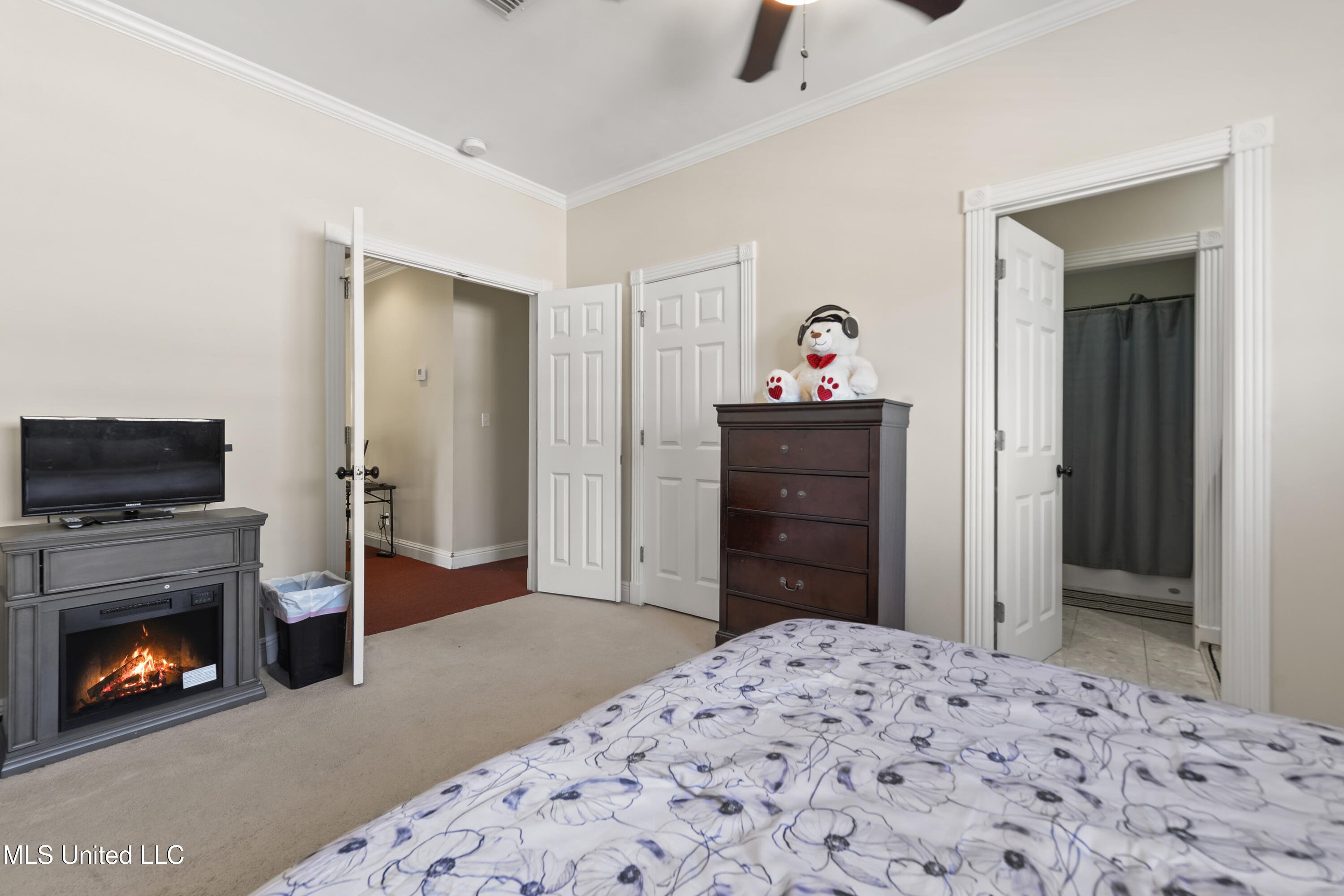 2013 Pointe Clear Drive Biloxi, MS 39531 - Photo 27 of 39 027