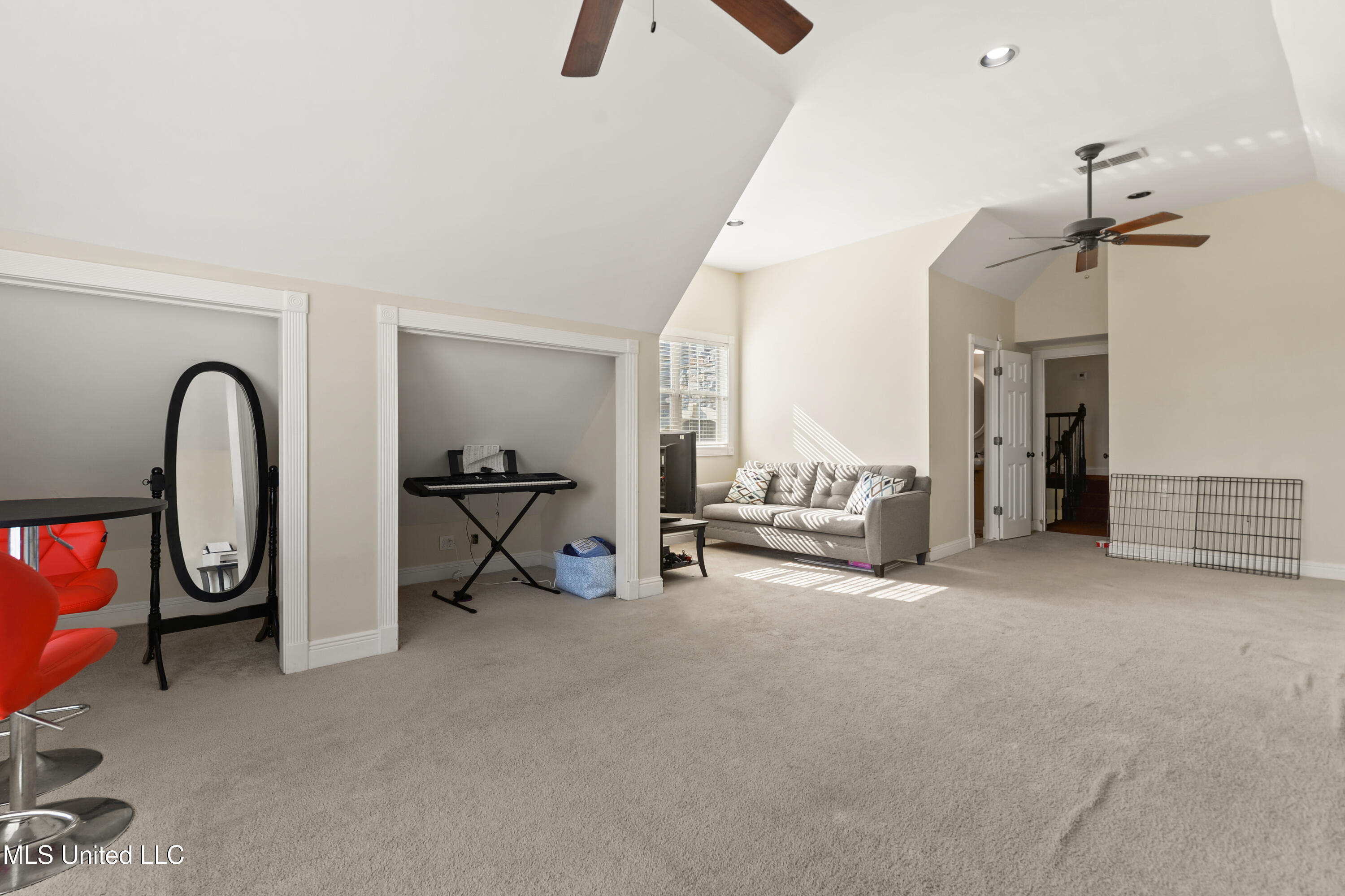 2013 Pointe Clear Drive Biloxi, MS 39531 - Photo 33 of 39 033