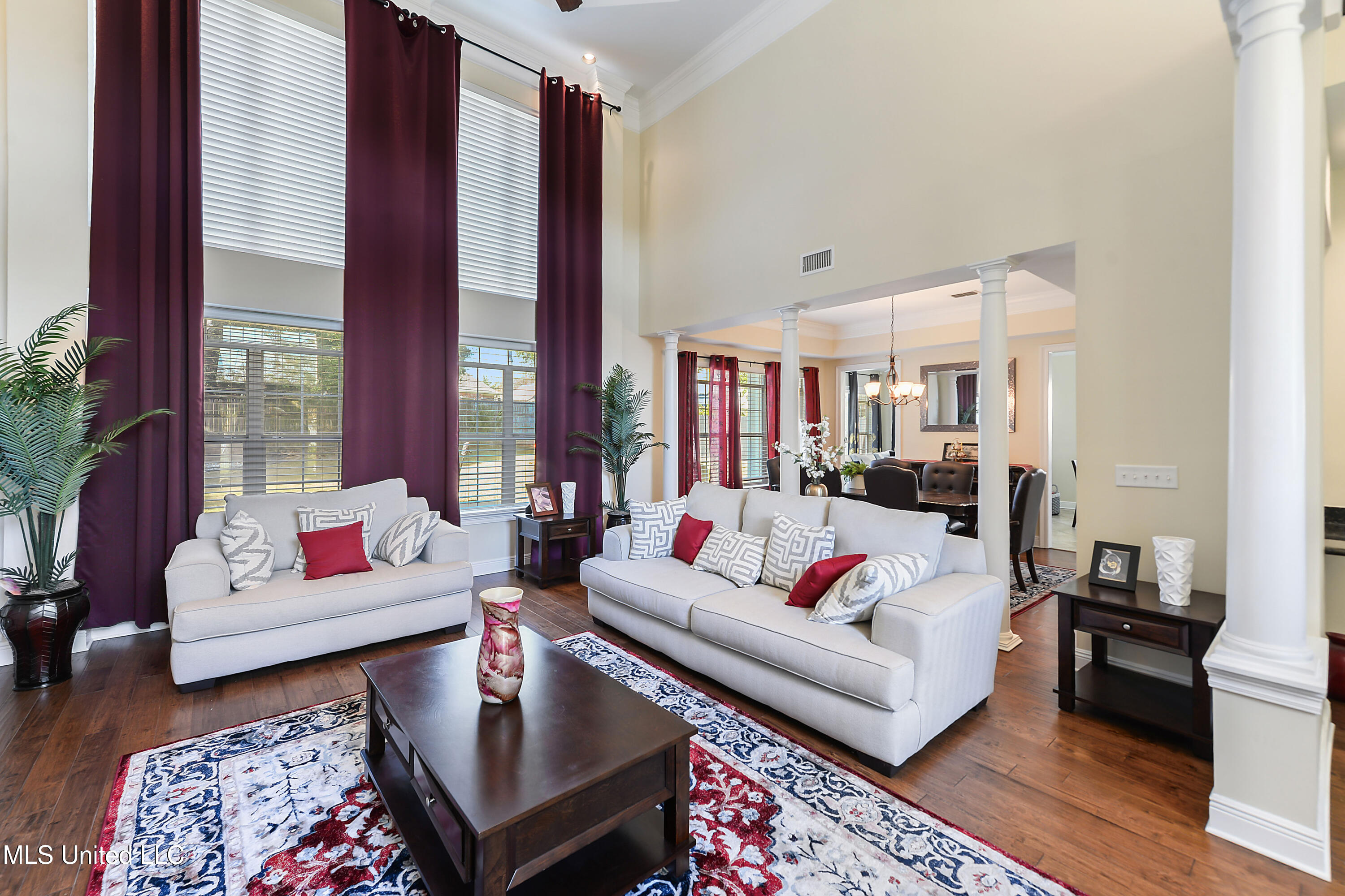 2013 Pointe Clear Drive Biloxi, MS 39531 - Photo 7 of 39 007