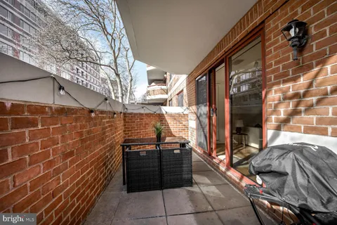 $535,000 | 2301 N Street Northwest, Unit 104, Washington, DC 20037