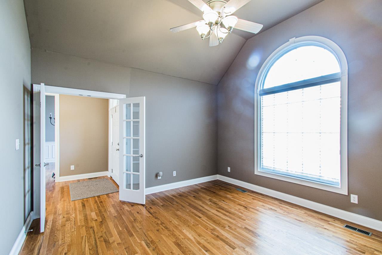 1350 Matlock Road Bowling Green, KY 42104 - Photo 18 of 35 Gallery Image 18