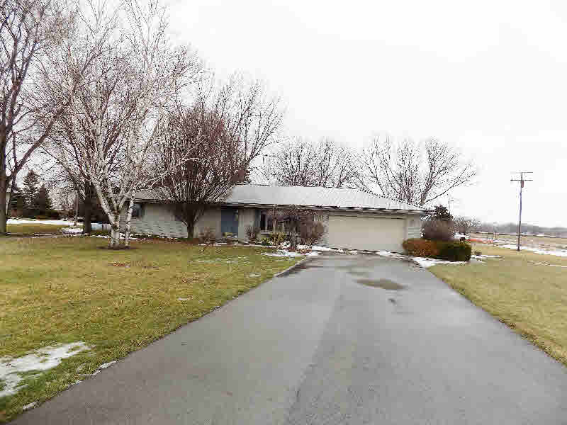 4995 North Vassar Road Akron, MI 48701 - Photo 1 of 1