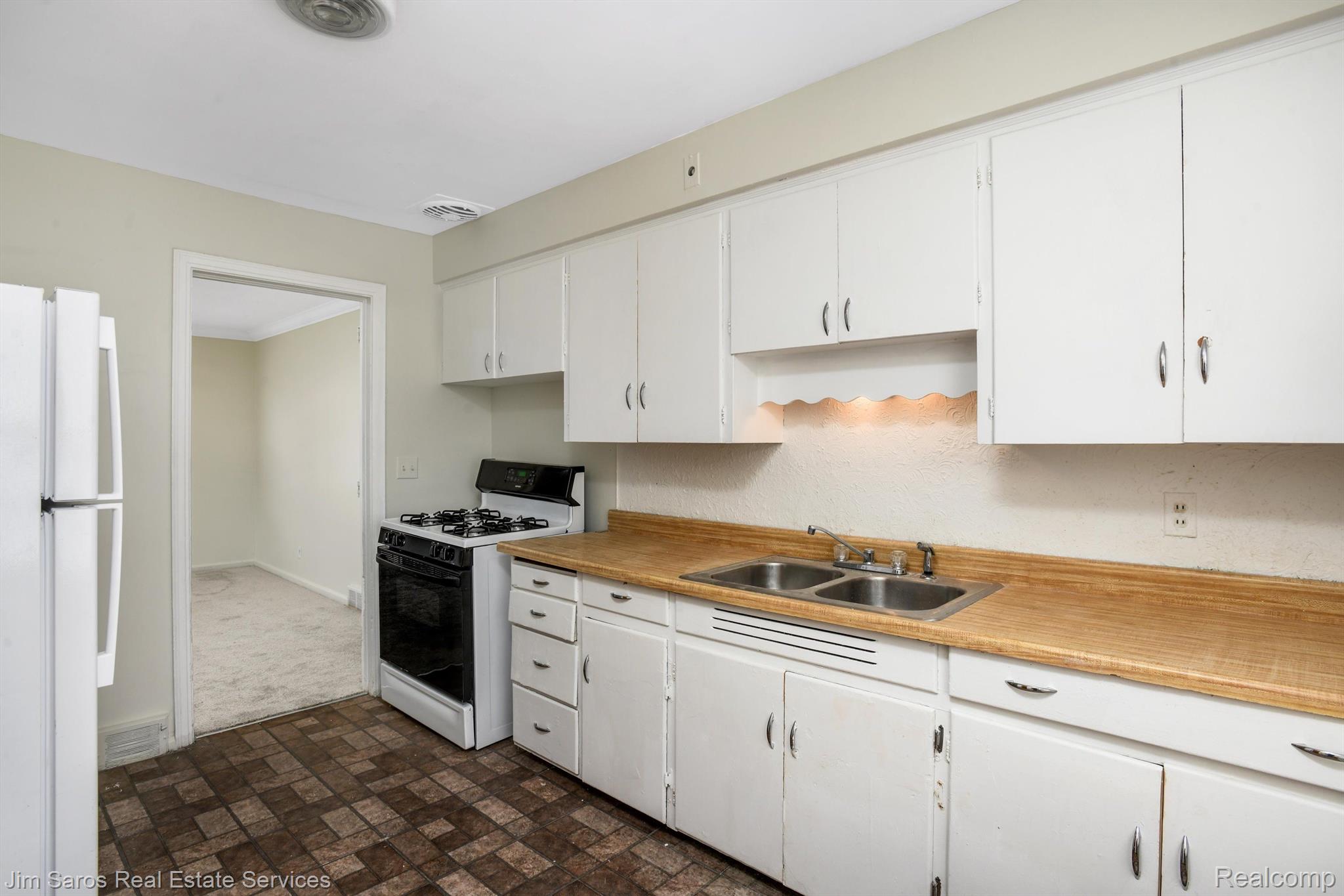 700 Alter Road Detroit, MI 48215 - Photo 6 of 13 Gallery Image 6