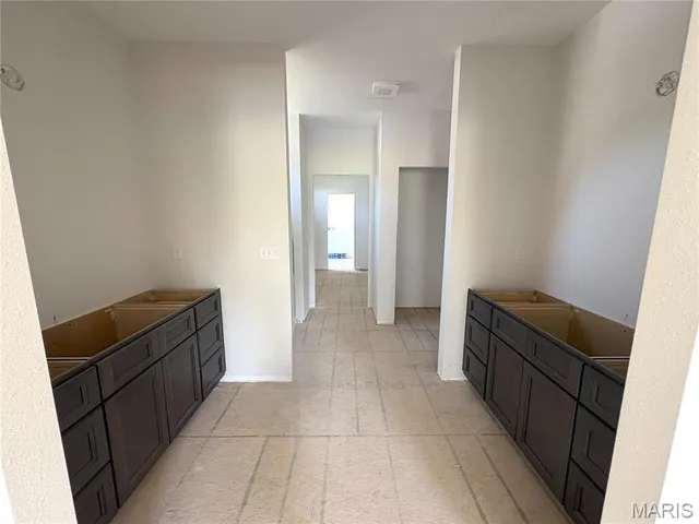 $919,900 | 8429 Treybrooke Place, O'Fallon, IL 62269