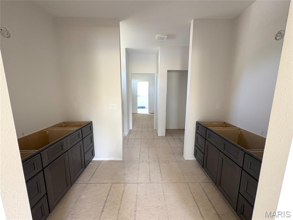 8429 Treybrooke Place O'Fallon, IL 62269 - Photo 30 of 57