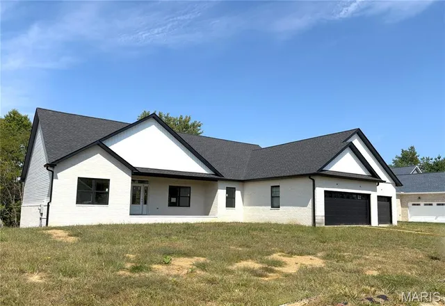 $919,900 | 8429 Treybrooke Place, O'Fallon, IL 62269