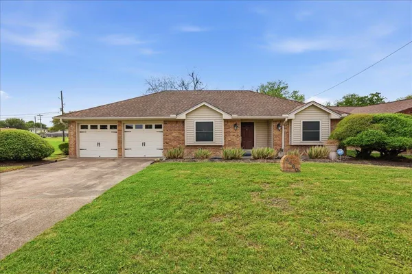 $215,000 | 4460 Beale Street, Beaumont, TX 77705
