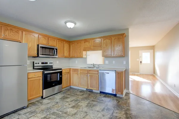 $1,395 | 416 Filmore Road, Oak Grove, KY 42262