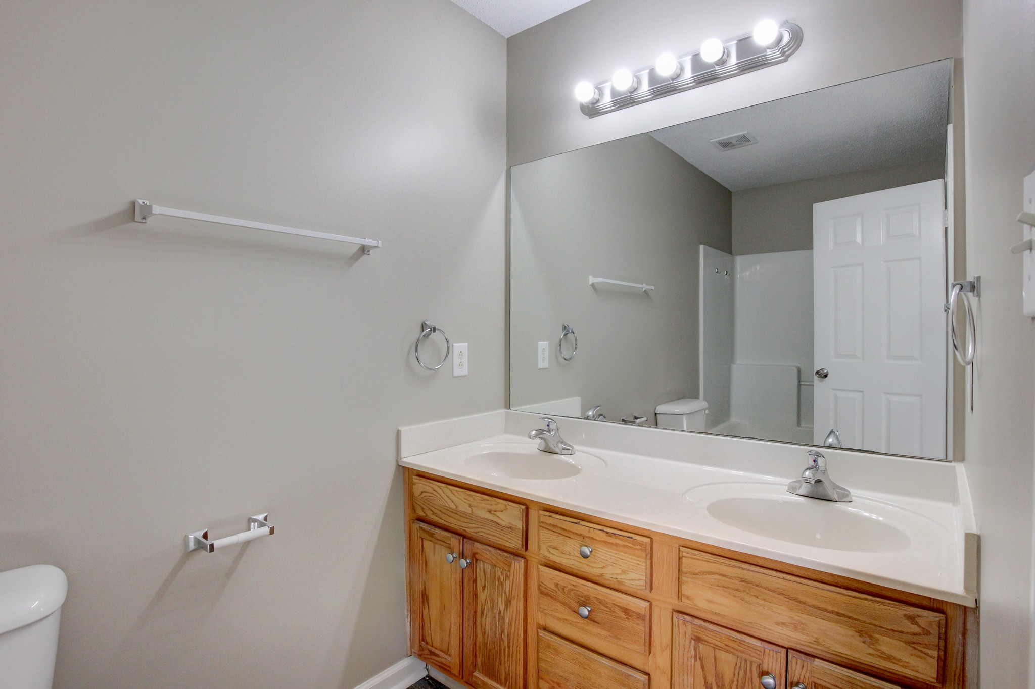 416 Filmore Road Oak Grove, KY 42262 - Photo 20 of 25