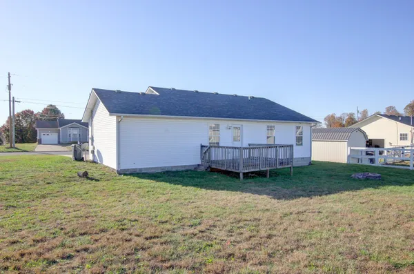 $1,395 | 416 Filmore Road, Oak Grove, KY 42262