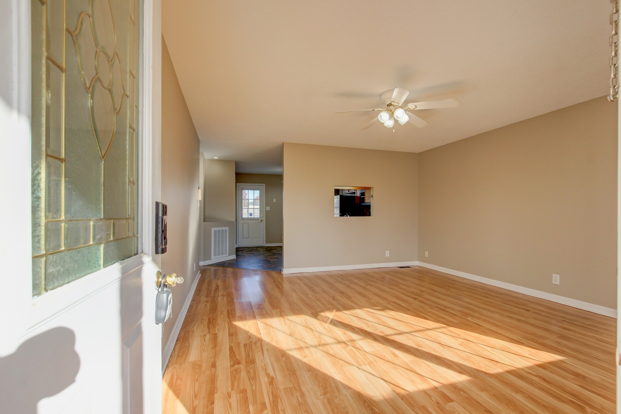 416 Filmore Road Oak Grove, KY 42262 - Photo 4 of 25