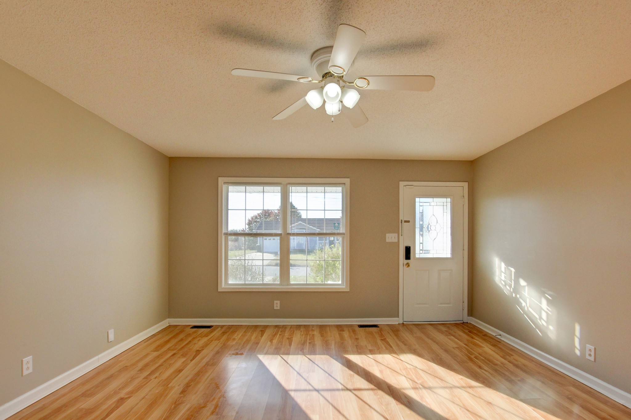 416 Filmore Road Oak Grove, KY 42262 - Photo 8 of 25