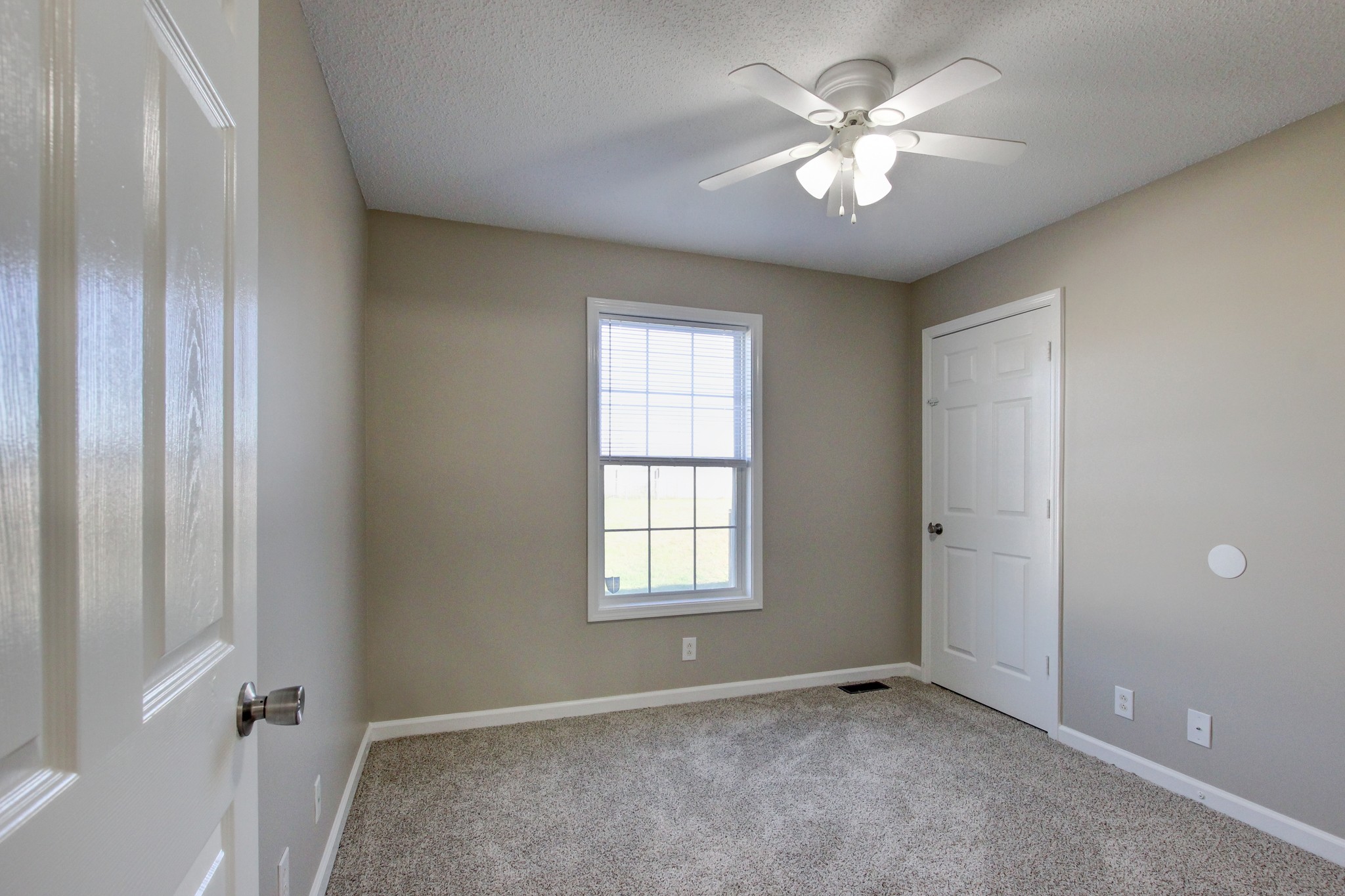 416 Filmore Road Oak Grove, KY 42262 - Photo 9 of 25