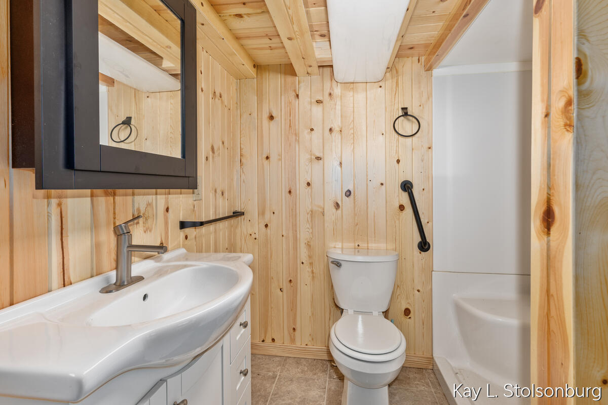 5508 East Butler Road Dowling, MI 49050 - Photo 17 of 41 5508-E-Butler_018