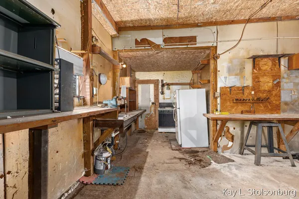 $242,000 | 5508 East Butler Road, Dowling, MI 49050