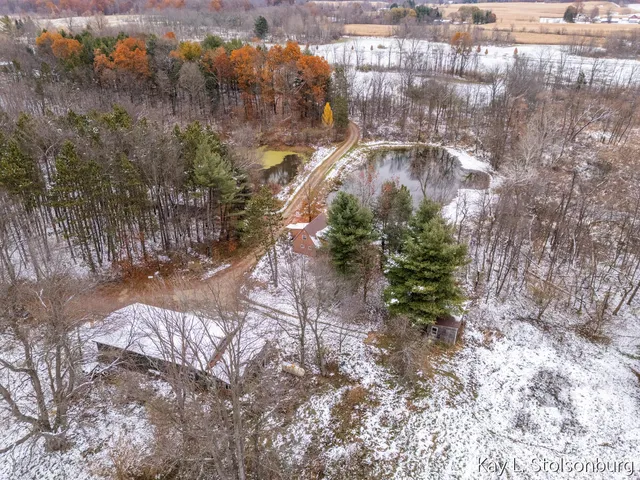 $245,000 | 5508 East Butler Road, Dowling, MI 49050