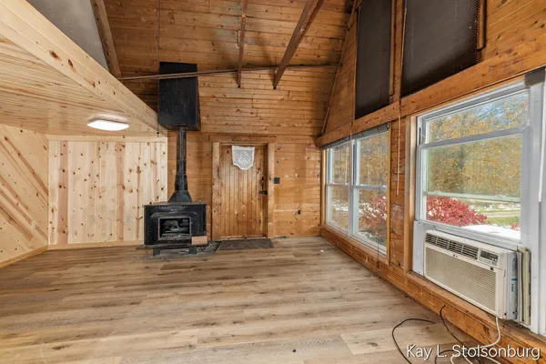 $242,000 | 5508 East Butler Road, Dowling, MI 49050