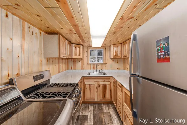 $242,000 | 5508 East Butler Road, Dowling, MI 49050