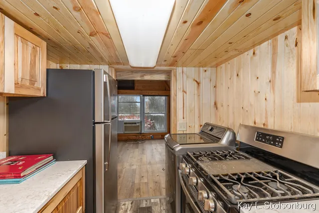 $245,000 | 5508 East Butler Road, Dowling, MI 49050